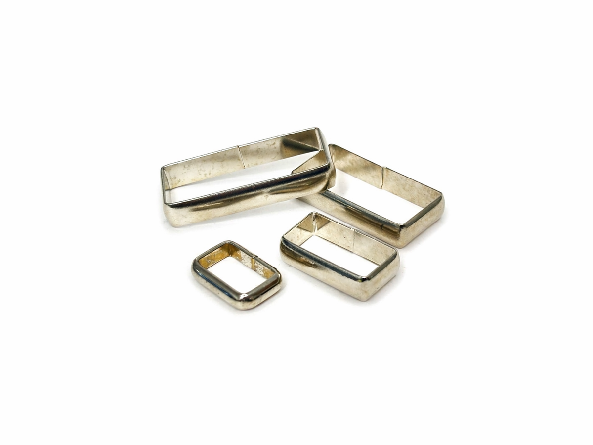 Dog Collar Belt Loop | 13mm–32mm | Electro Brass & Nickel Plated