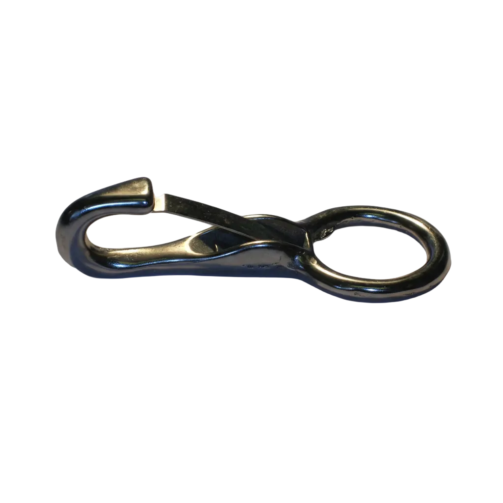 Figure-8 snap hook in square format